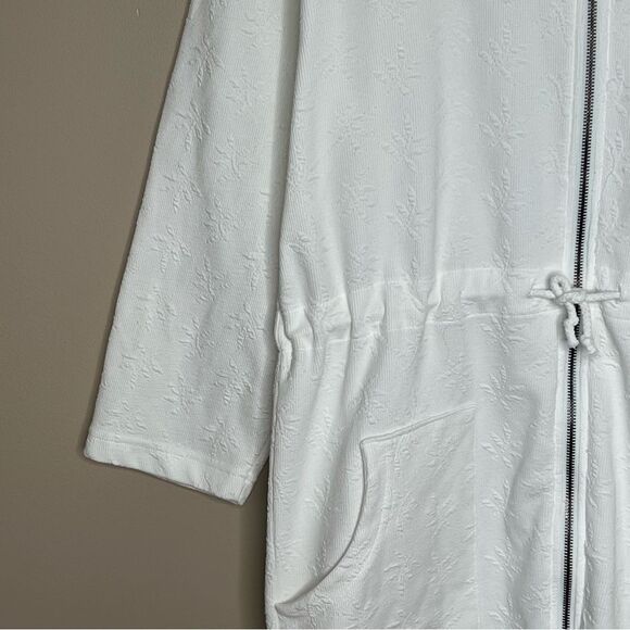 J. Valdi Palm Resort Wear White Full Zip Hooded Cinched Waist Tunic Swim Cover - Picture 4 of 16